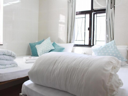 New Yan Yan Guest House image 21